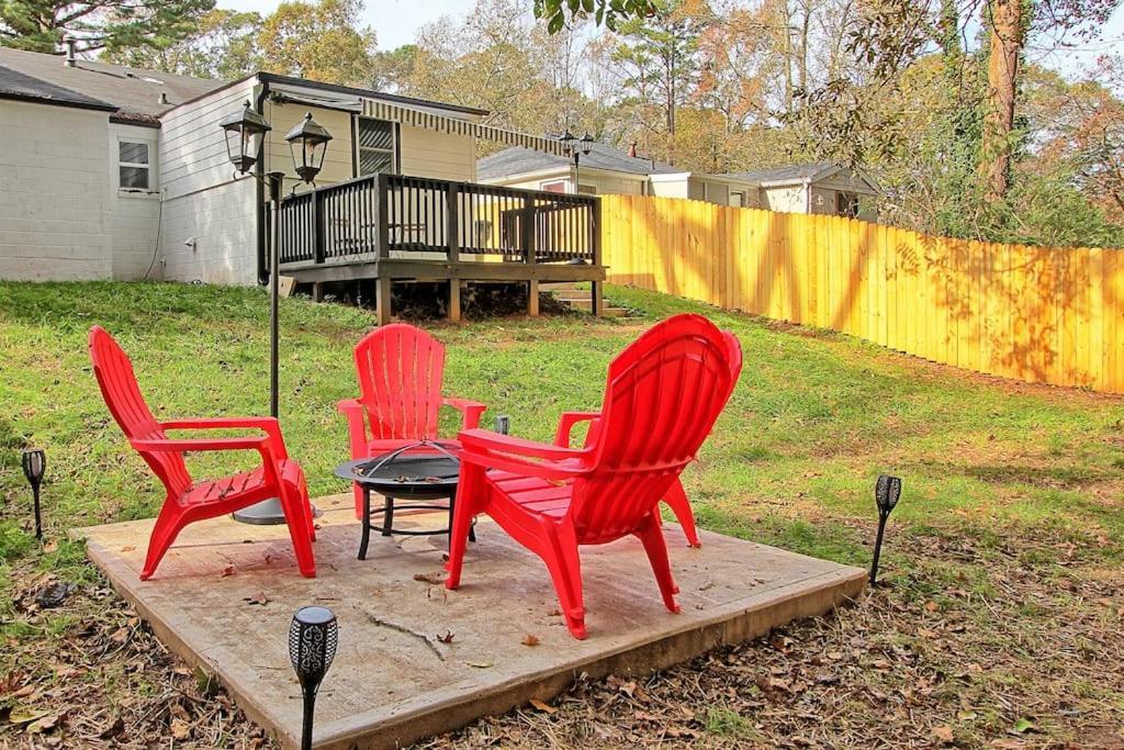 West End Bungalow Perfect To Work, Play, & Escape Атланта Экстерьер фото